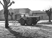 Der Ackerbewirtschaftung mit dem Pferd weicht der Traktor.